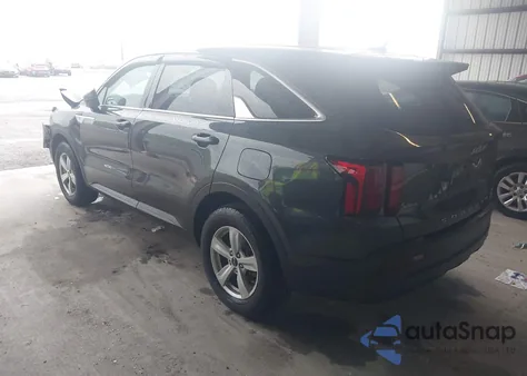 2022 Kia Sorento Lx z USA, uszkodzony, nr VIN 5XYRG4LC9NG140503